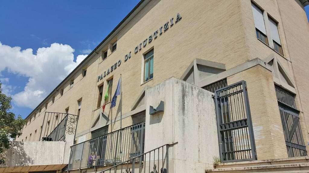 Bimbo annegato in piscina a Suio Terme, disposta l’autopsia