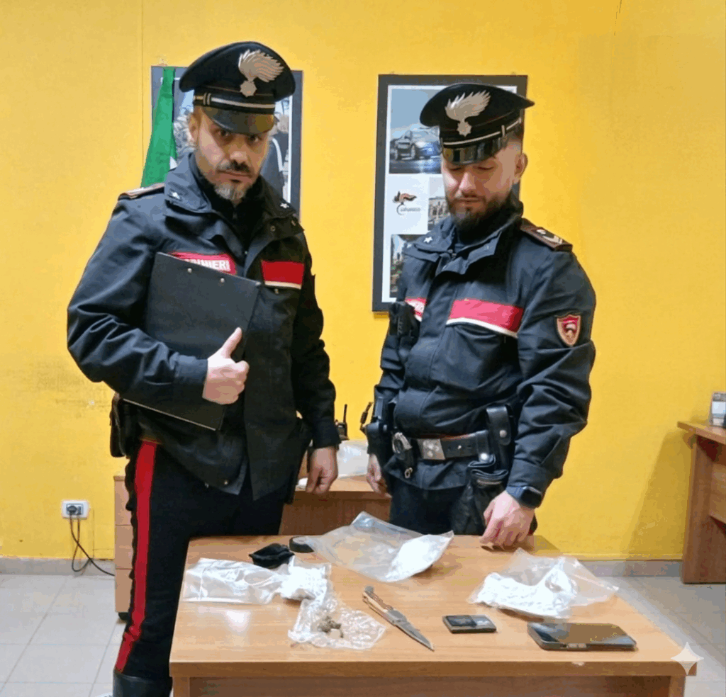 Fermato con in macchina con 300 grammi di cocaina ed un coltello, arrestato
