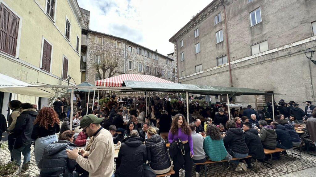 Sezze, torna la 55ª Sagra del Carciofo: tradizione, spettacoli e buon cibo nel cuore della città