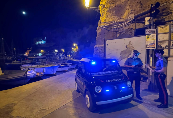 Controlli straordinari dei Carabinieri a Ponza e Ventotene