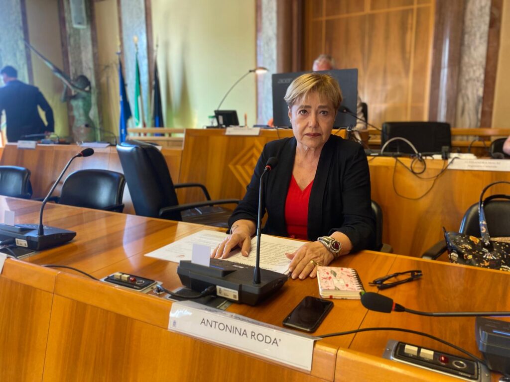 Fondazione Latina 2032, 119mila euro per piazza Dante. Si valuta l’ex Banca d’Italia come sede temporanea